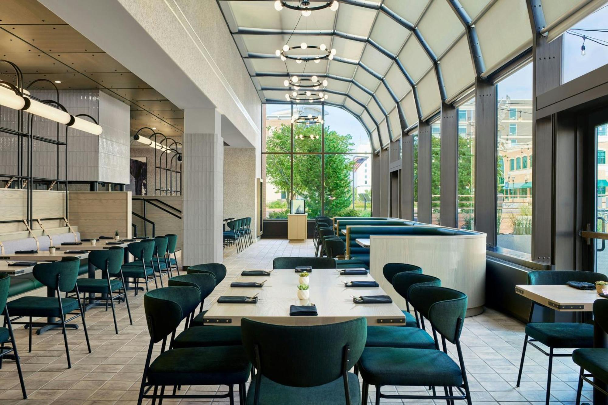 Delta Hotels By Marriott Muskegon Convention Center Esterno foto